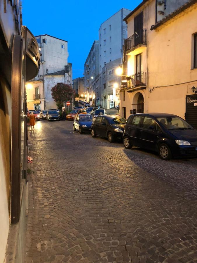 Guest House Via Poerio Catanzaro Exterior foto
