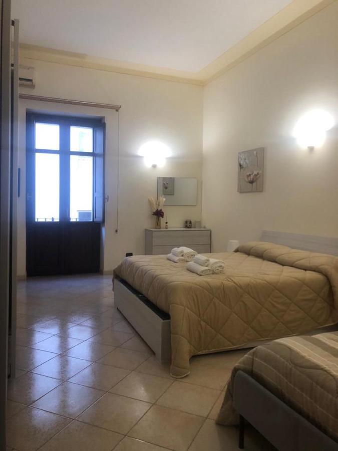 Guest House Via Poerio Catanzaro Exterior foto